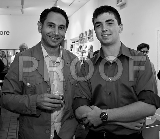 6044_DG_MAM_Enrique_Martinez_Celaya_101311_VA0M0057