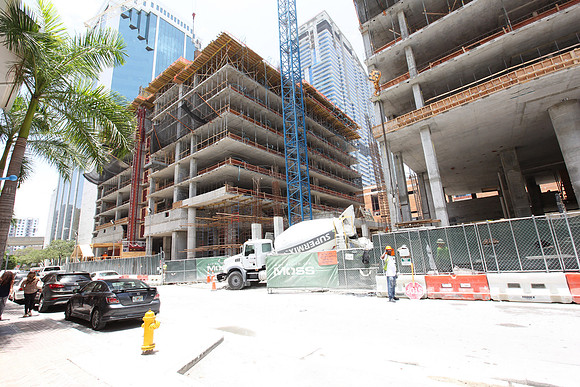 20150701_Brickell_Heights_2_Related_9C7C0714