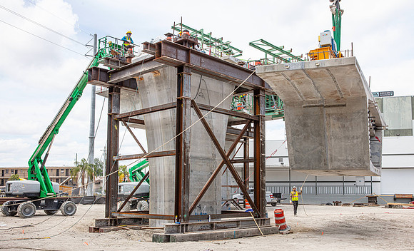 20210407_Connecting_Miami_75A9795