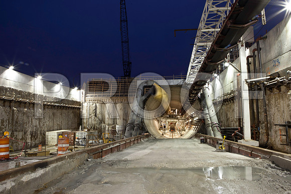 7031_DG_Mimai_Tunnel_01112012_Miami_FL_IMG_3008