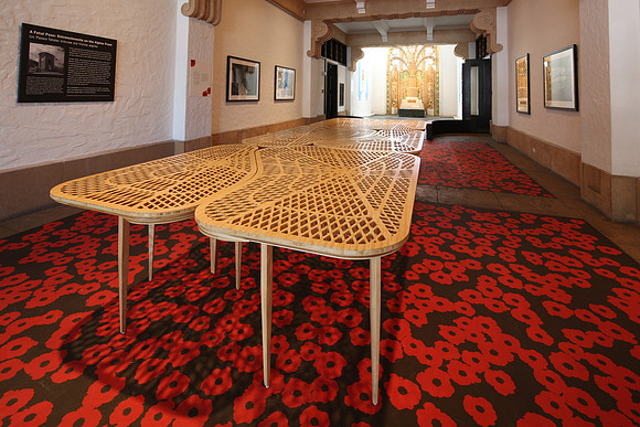 20150225_Wolfsonian_Museum_nick_Table_9C7C0181