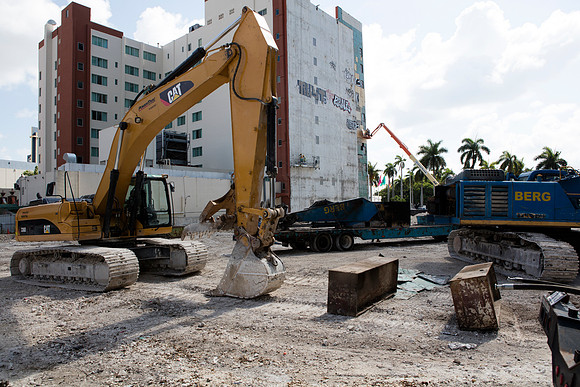 20160525_300_Biscayne_Vice_Moriarty_S5A8711