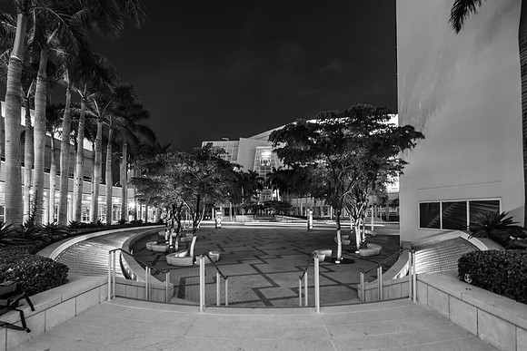 20170614_Arsht_Center_Fountain_73A9078