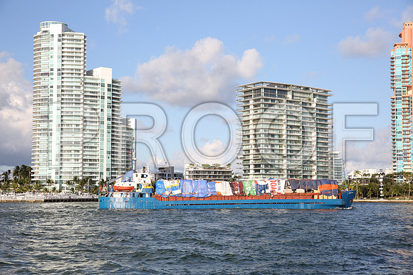 20151212_Container ship_IMG_5001