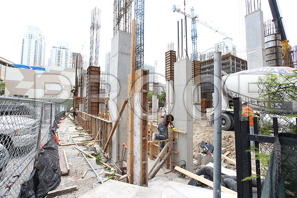 20150701_Related_SLS_Brickell_9C7C0794