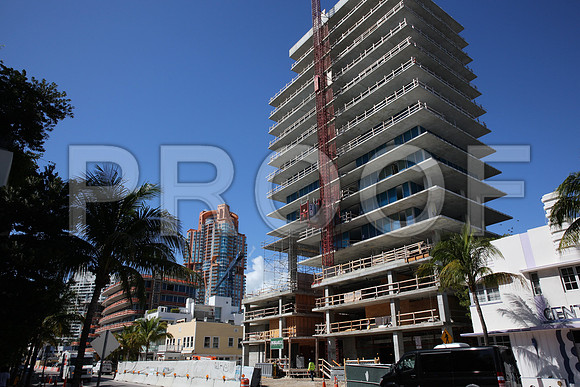 20150309_Moriarty_Glass_120_Ocean_Drive_9C7C5141