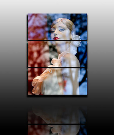 TRIPTYCH_FASHION_36133_ZV4N_4626_LA_Vegas_CA_USA_2008_Reflections