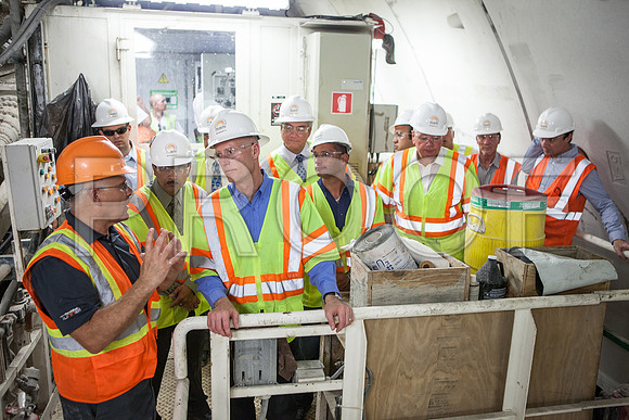 20120614-DG_Govenor_Rick_Scott_Visite_MT_Miami_FL_IMG-6753