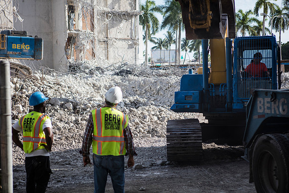 20160317_300_Biscayne_Demo_Moriarty_S5A0681