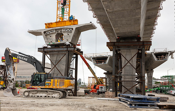 20201102_Connecting_Miami__75A6870