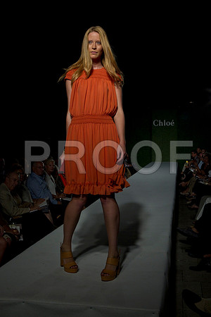 7016_DG_CLOE_FASHION_FISHER_11282011_AL1B2976