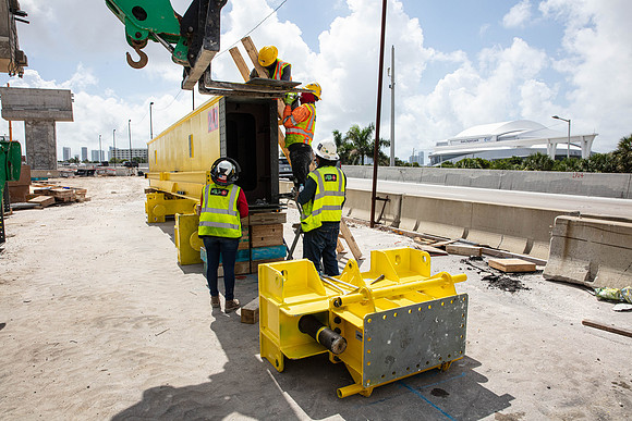 20210721_Connecting_Miami_75A3473