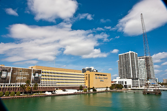 3453_DG_Herlad_Building_Causway_Miami_FL_5L8Y0018