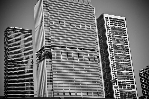 0015_DG_Chicago_USA_2009_5L8Y1152