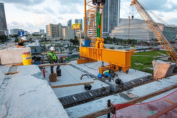 20200825_Connecting_Miami_MG_1202