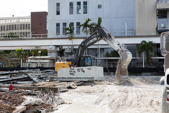 20160928_300_Biscayne_Vice_Moriarty_S5A3557