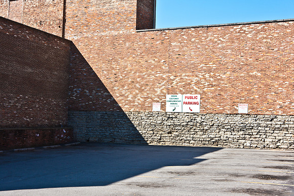 0014_DG_Nashville_TN_USA_2009_5L8Y0128