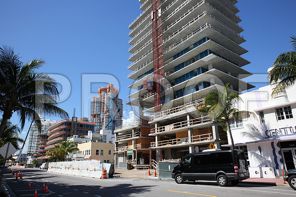 20150309_Moriarty_Glass_120_Ocean_Drive_9C7C5144
