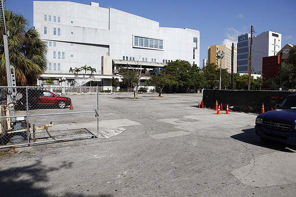 20160513_300_Biscayne_Moriarty_S5A8111