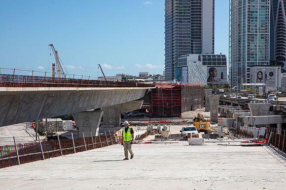 20220207_Connecting_Miami _75A4794