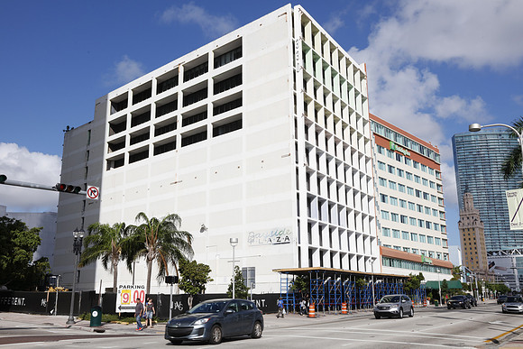 20151108300_Biscayne_Moriarty_75A7693