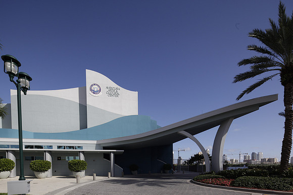 20151109Aventura_Arts_and_Cultural_Center_MG_4753