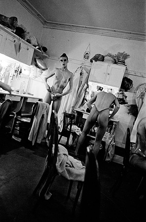 2514_FM_BW_35MM_CW_FOLES_1989_021