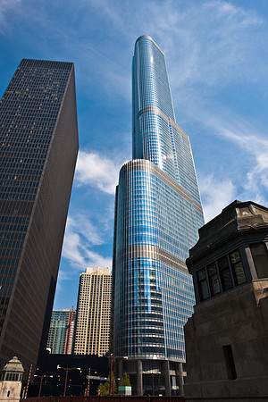 0015_DG_Chicago_USA_2009_5L8Y2017