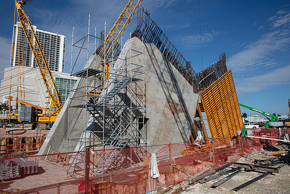 20220106_Connecting_Miami_75A3928