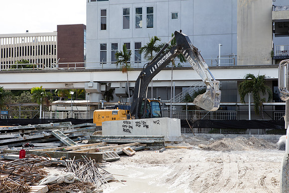 20160928_300_Biscayne_Vice_Moriarty_S5A3555