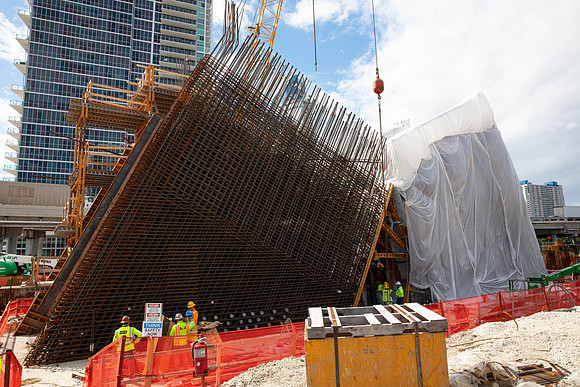 20211103_Connecting_Miami_75A9526