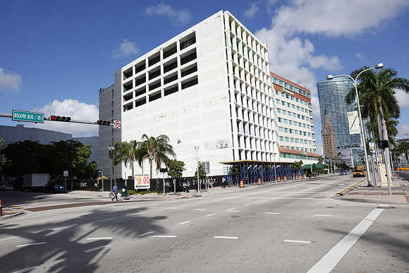 20151108300_Biscayne_Moriarty_75A7691