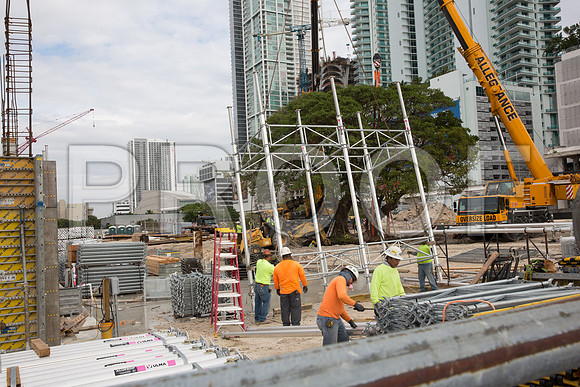 20161209_Paramont_World_Center_9C7C0123