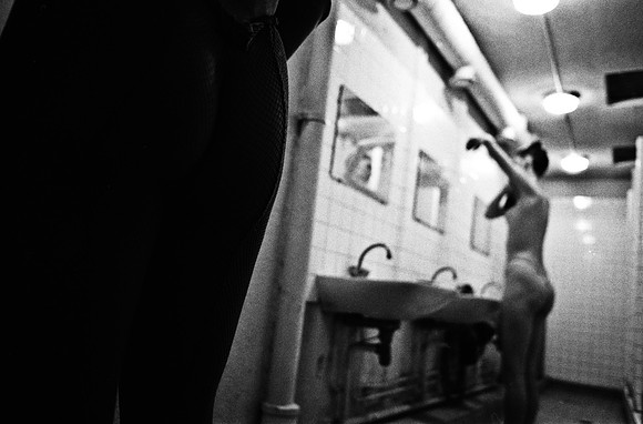 2517_FM_BW_35MM_CW_FOLES_1992_004