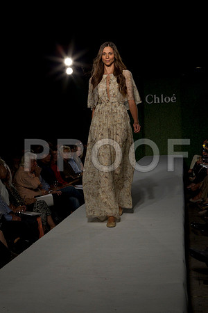 7016_DG_CLOE_FASHION_FISHER_11282011_AL1B3032