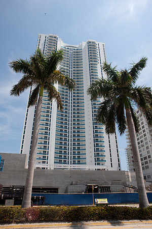 3003_20090402-Trump_Related_Hollywood_FL_5L8Y1726