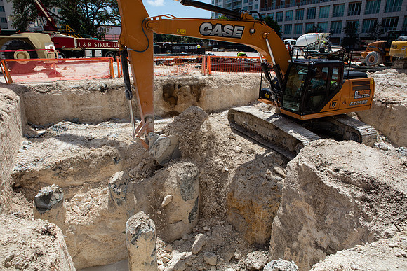 20160810_300_Biscayne_Vice_Moriarty_S5A1218