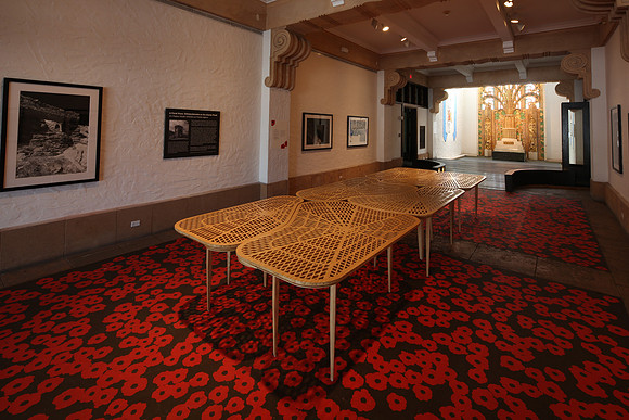 20150225_Wolfsonian_Museum_nick_Table_9C7C0176