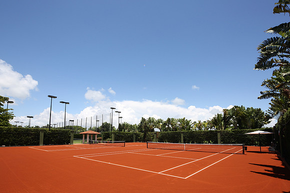 20150804_Tennis_Red_Clay_Fisher_9C7C0943