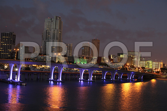 4959_DG_Miami_Skyline_from_Celebrity_Eclipes_Cruizes_IMG_8881