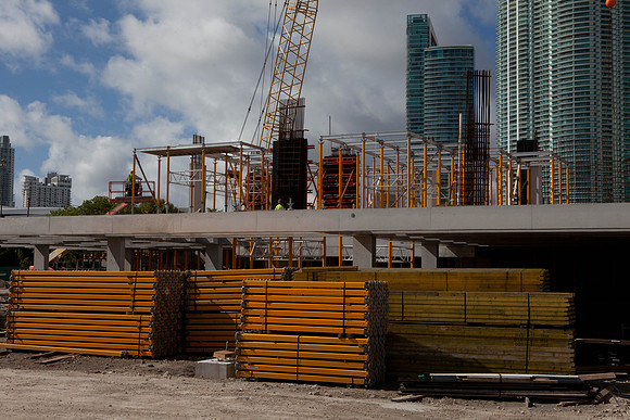 20111101-7007_DG_MAM_Construction_1112011_IMG_6570