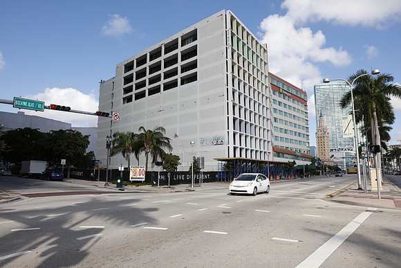 20151108300_Biscayne_Moriarty_75A7688