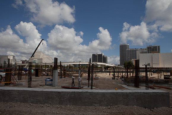 20110621-5030_A__PAMM_DG_Museum_Construction_Miami_FL_2011_IMG_7257