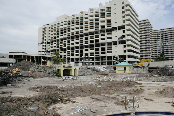 St_Regis_Demolition_20071025_Bal_Harbor_FL-0160-2