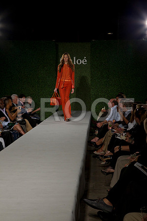 7016_DG_CLOE_FASHION_FISHER_11282011_AL1B2931