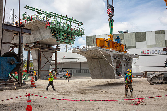 20210407_Connecting_Miami_75A9780