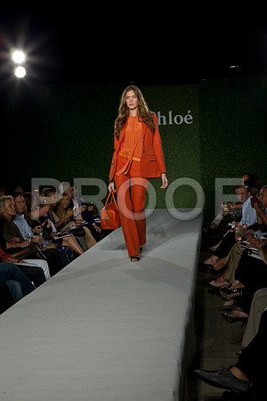 7016_DG_CLOE_FASHION_FISHER_11282011_AL1B2932