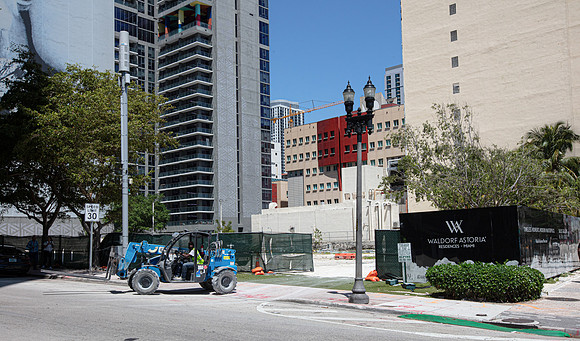 20220419_Waldorf_Astoria_Moriarty__75A0785