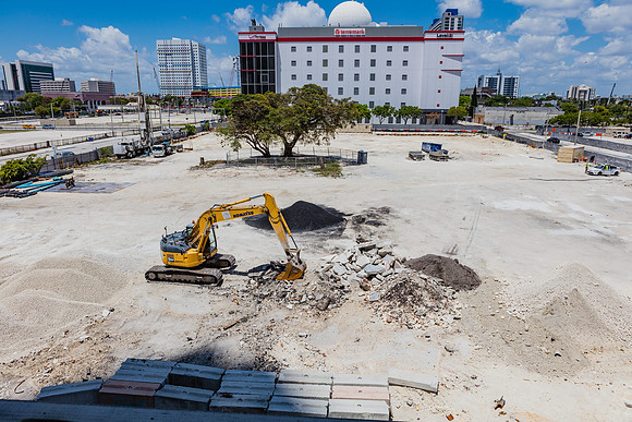 20160510_World_Center_S5A7936