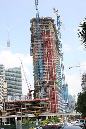 20150427_Related_SLS_S_Miami_Ave_9C7C3715